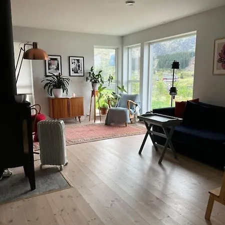 Lovely Modern House With Amazing Views! Дом отдыха Баллстад